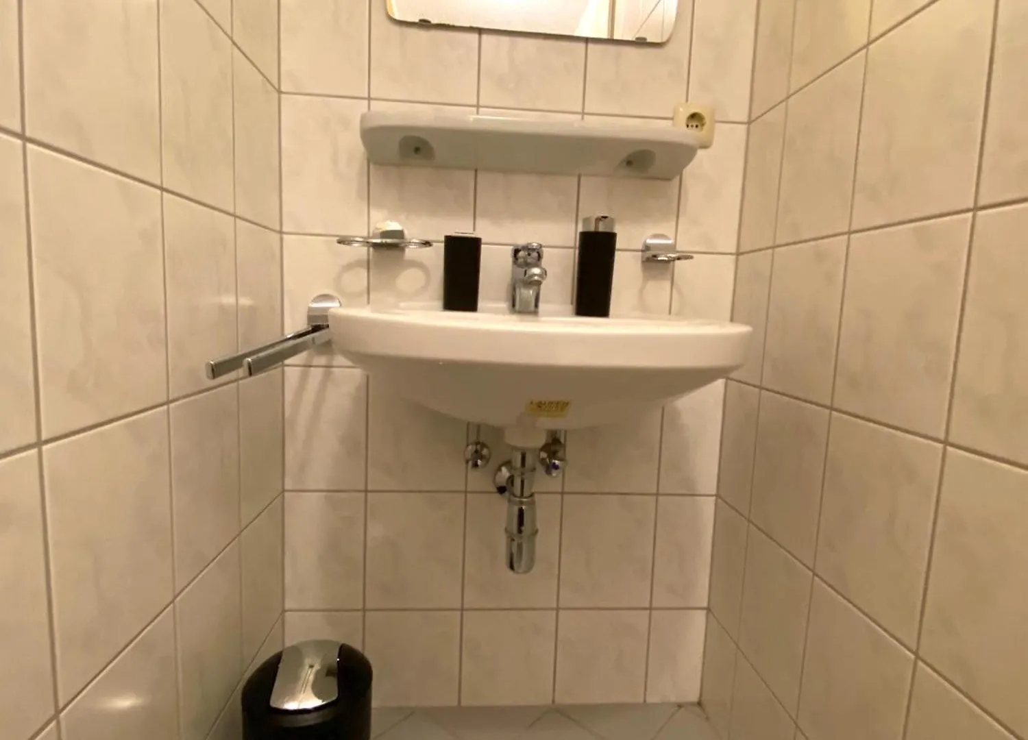 Apartment Charmante, Ruhige Wohnung In Innsbruck Austria