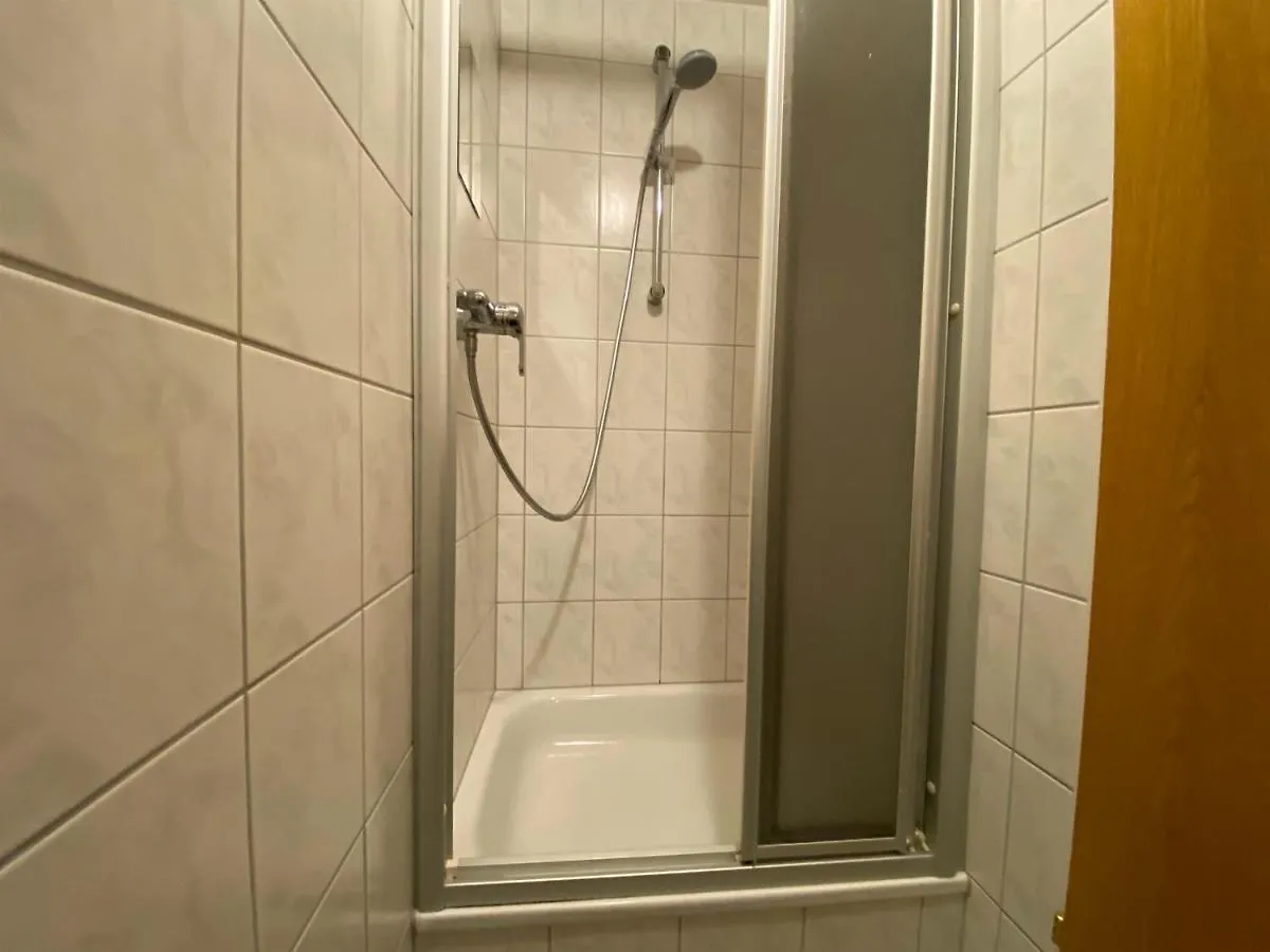 Charmante, Ruhige Wohnung In Innsbruck Apartment