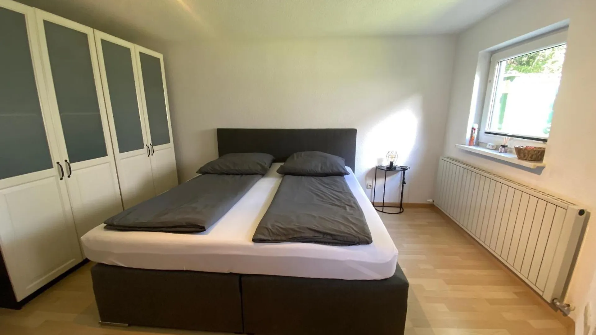 Charmante, Ruhige Wohnung In Innsbruck Apartment