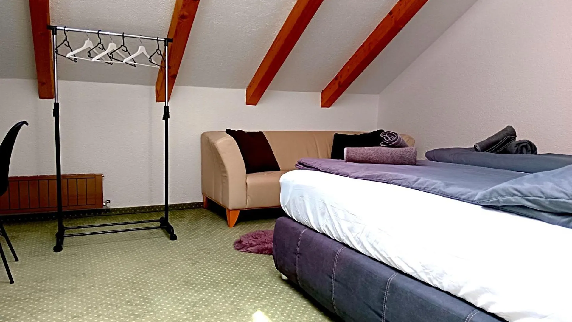 Apartment Charmante, Ruhige Wohnung In Innsbruck