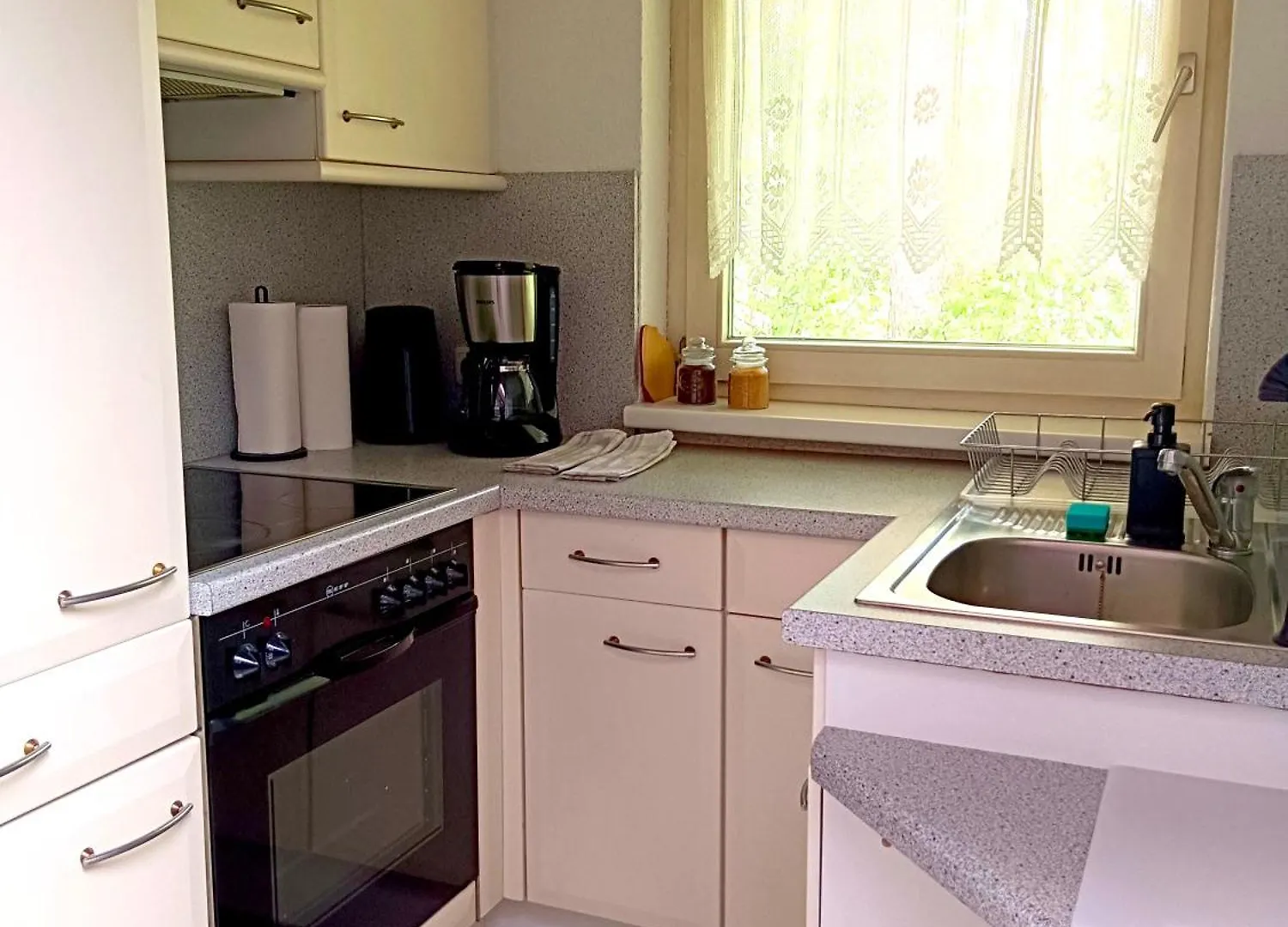 Apartment Charmante, Ruhige Wohnung In Innsbruck Österreich